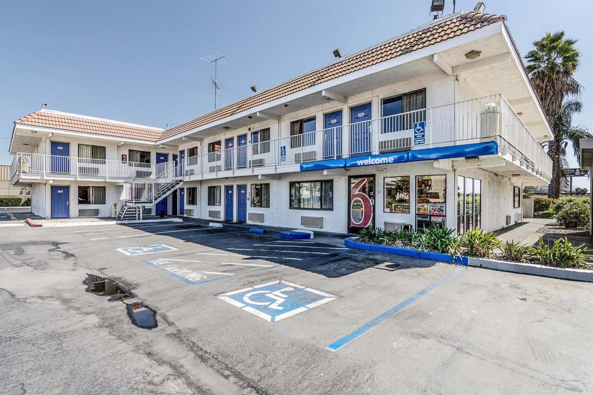 Park Inn By Radisson, Modesto Eksteriør bilde